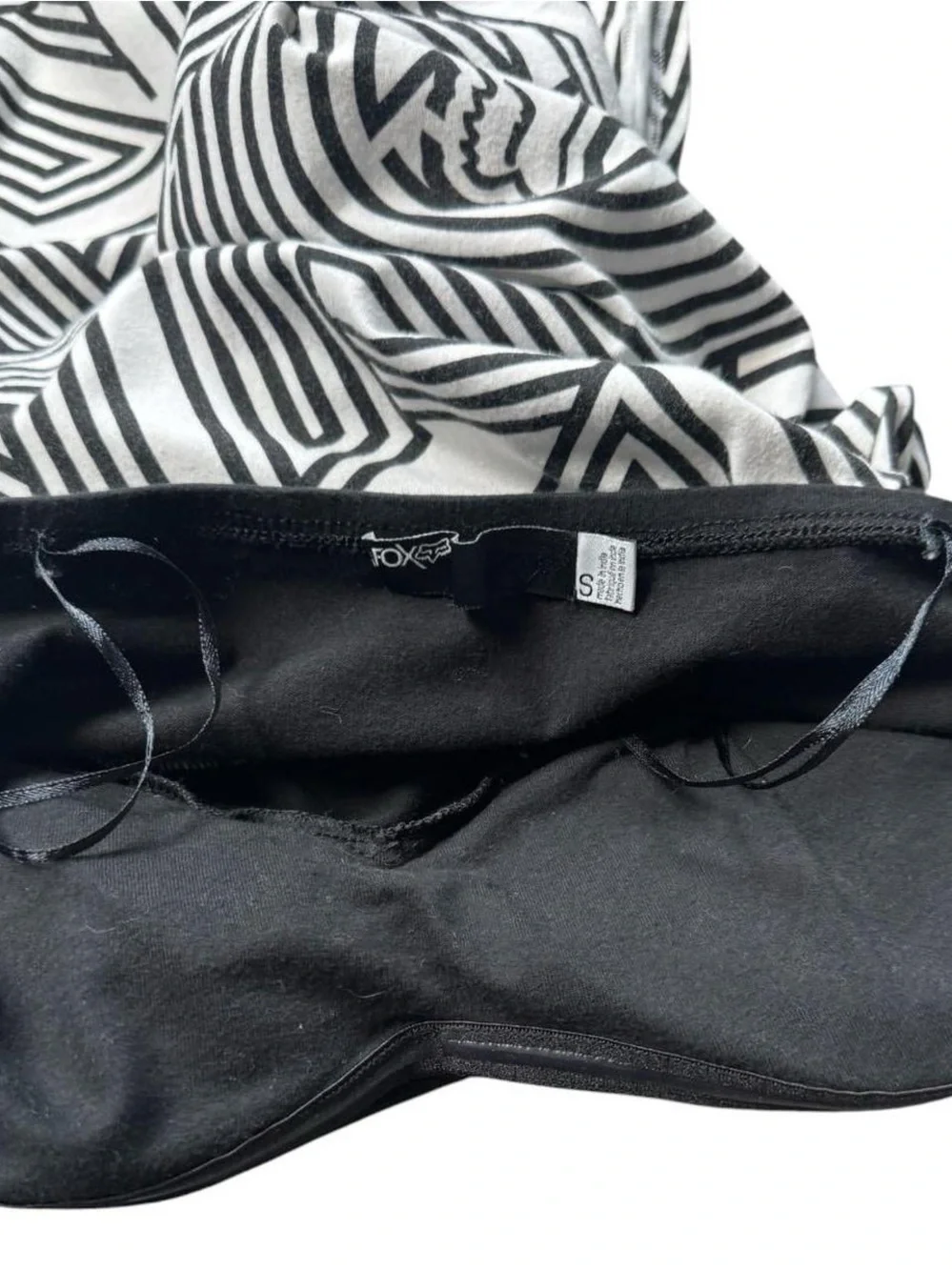 Fox Strapless Black & White Geometric Fit-and-Flare Dress - Picture 5 of 5